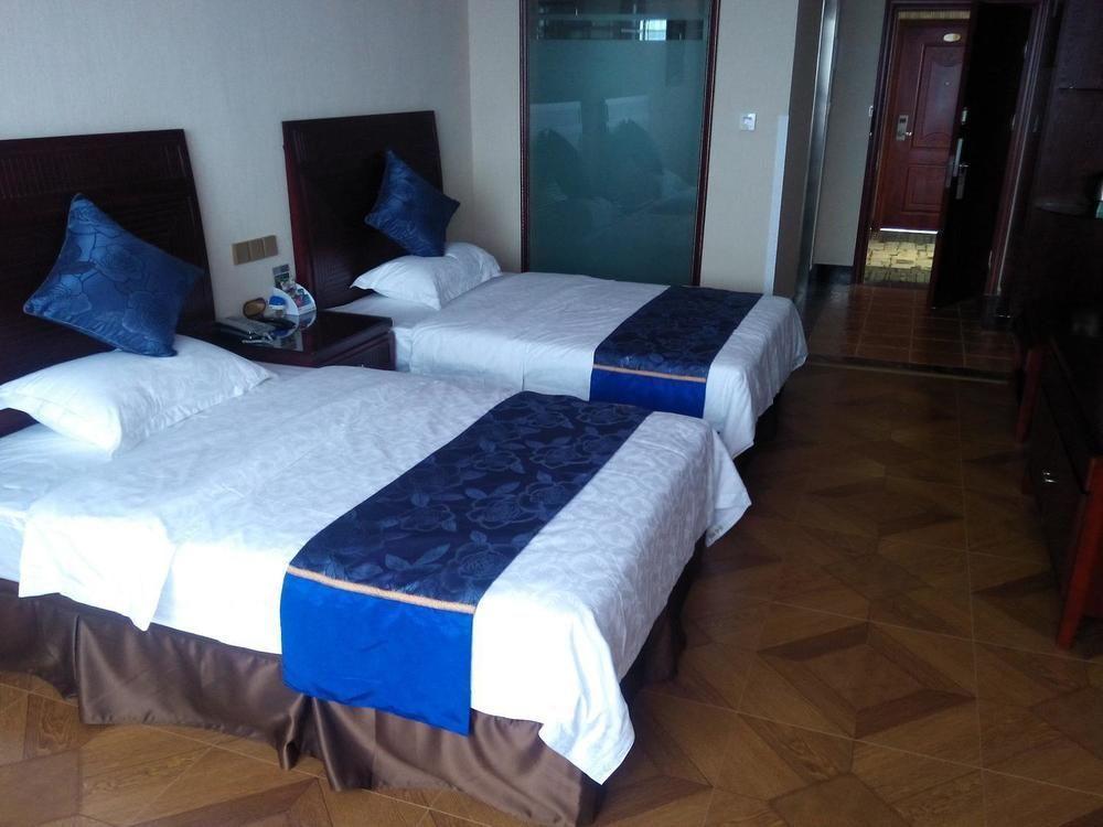 Fengyu Business Hotel Chengdu Esterno foto